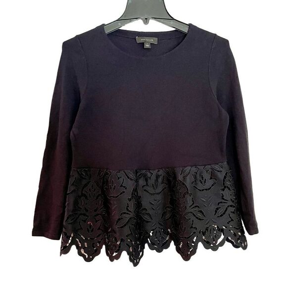 Ann Taylor navy scalloped eyelet hem sweater small - Picture 2 of 8